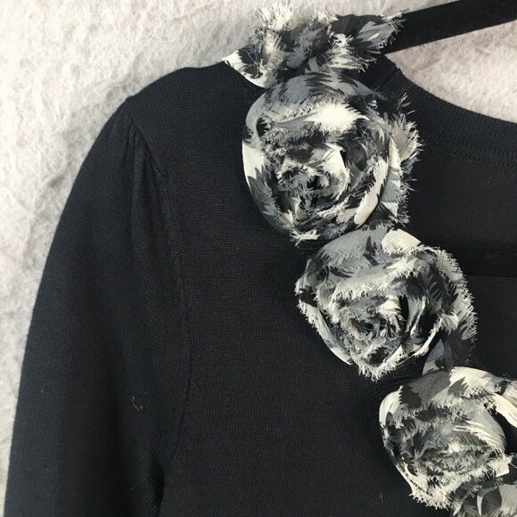 Vintage IB Diffusion Sweater Woemsn Small Black Cardigan Gray Rosettes Artsy - Picture 8 of 16